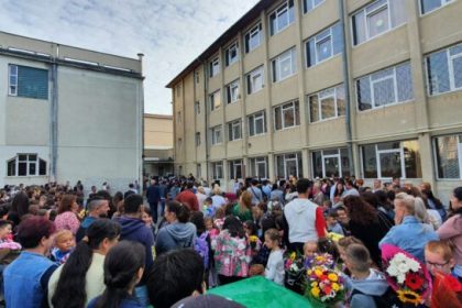 Incepe scoala vacantele si zilele libere pentru elevi