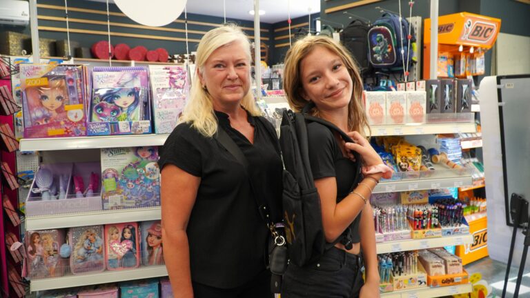 Inceput de scoala parinti din Sibiu cheltuiesc 3000 lei