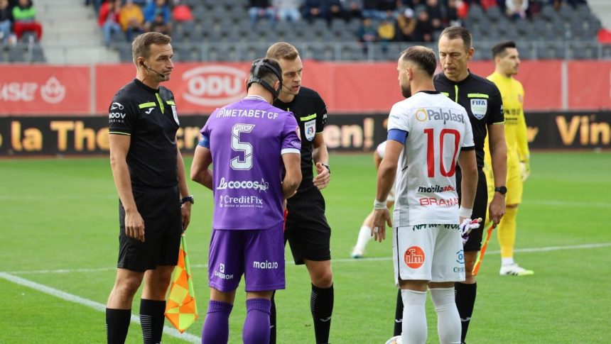 Mald ataca arbitru dupa infrangerea cu Argesul