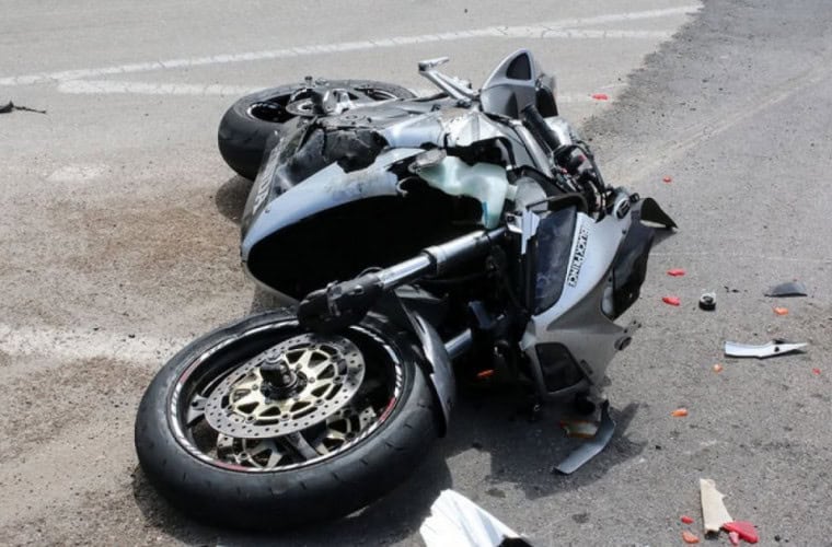 Motociclist accidentat pe DN1 la Arpasu de Jos
