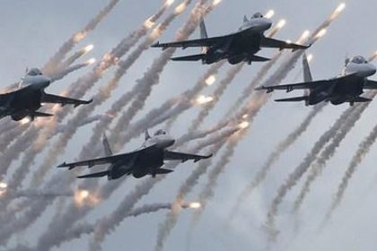 NATO avertizeaza avioanele rusesti vor fi doborate