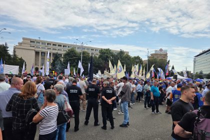 Politisti locali din Sibiu la protestul sindicalistilor