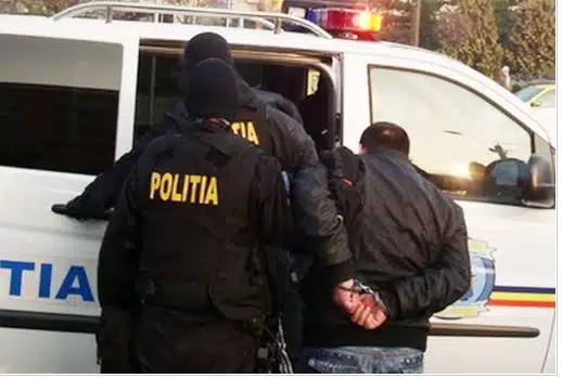 Politistii din Avrig au recuperat 1 8 tone de accesorii furate