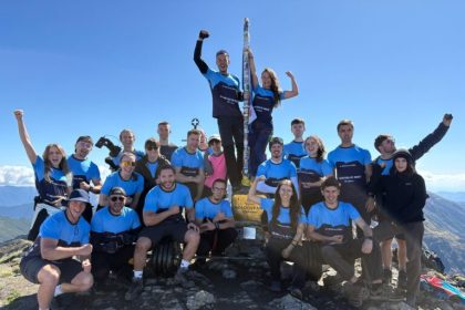 Provocare extrema pe Moldoveanu Tineri cu halter 100 kg