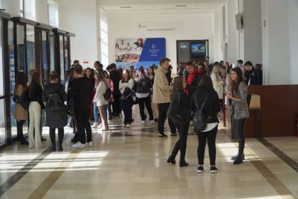 Sibiul atrage studenti din SUA China Mexic Tanzania