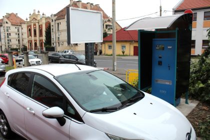 Sofers din Sibiu ascultati plata cash in parcarea Funarilor