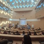 Sute de elevi din Sibiu au invatat despre pericolele online