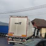 TIR din Sibiu accident pe DN7 trafic greu