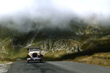 Un film clasic la Cinemateca Astra Film Transalpina Drumul Regilor