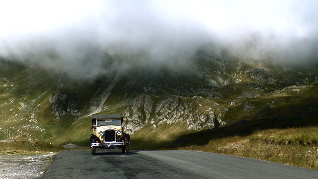 Un film clasic la Cinemateca Astra Film Transalpina Drumul Regilor