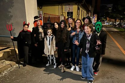 Uneori e joc alteori e vindecare Drama Squad Sibiu