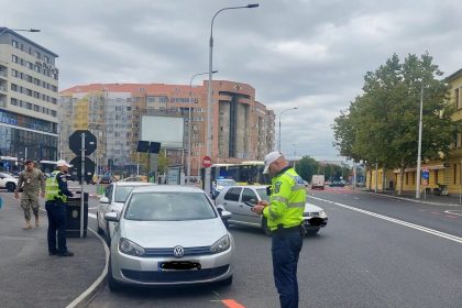 Val de amenzi in 15 minute soferii care au parcat aiurea pe Calea Dumbravii