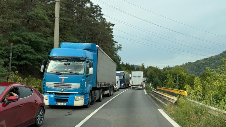 Valea Oltului lucrari si restrictii DN7 continua