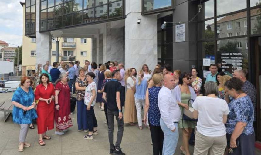 Weekend agitat in Capitala Protest la Ministerul Finantelor