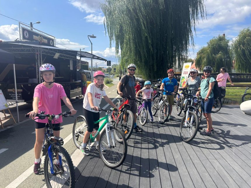 Zambete biciclete si inghetata la Cibin Bike Day