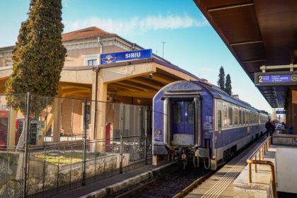 parcare noua trotuare si spatii verzi la gara sibiu