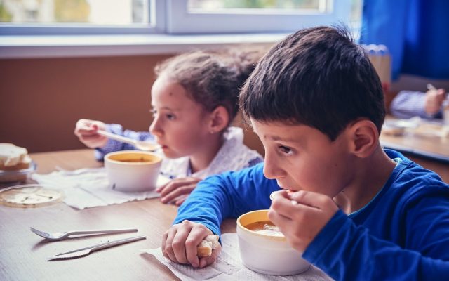 surpriza amara pentru parinti programul pentru elevi blocat de guvern