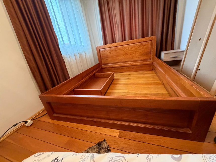 ANAF vinde la licitatie un pat confiscat Comentariloronice pe internet