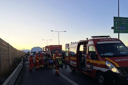 Accident pe A1 iesire Cisnadie doua masini un ranit