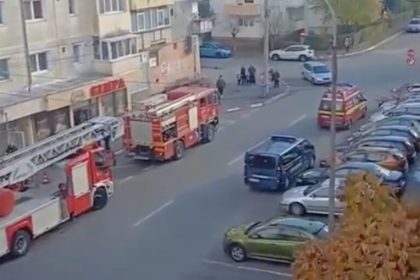 Alert in Valea Aurie incendiu la subsolul unui bloc