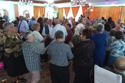 Bucurie si recunostinta la Medias cu primarul Roman