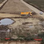 Camioanele de pe santierul Sibiu Fagaras au distrus un drum judetean