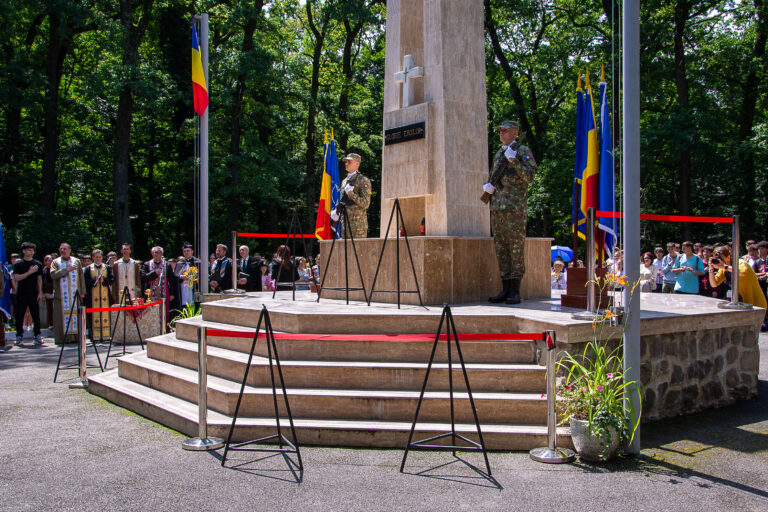 Ceremonie militara la Sibiu de Ziua Armatei