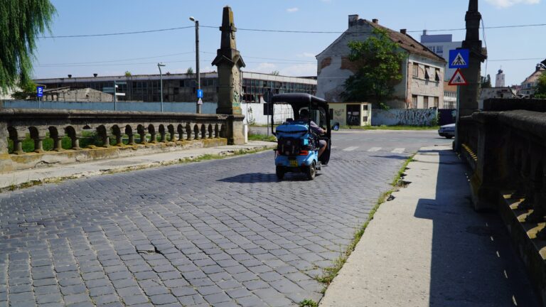 Costurile reparatiilor podului de piatra din Terezian cresc de 3 ori