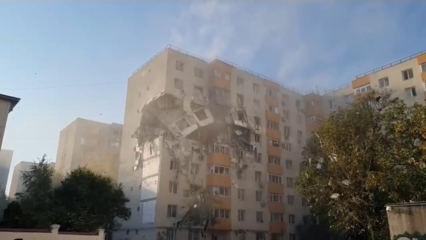 Explozia de la blocul din Capitala a speriat Romania