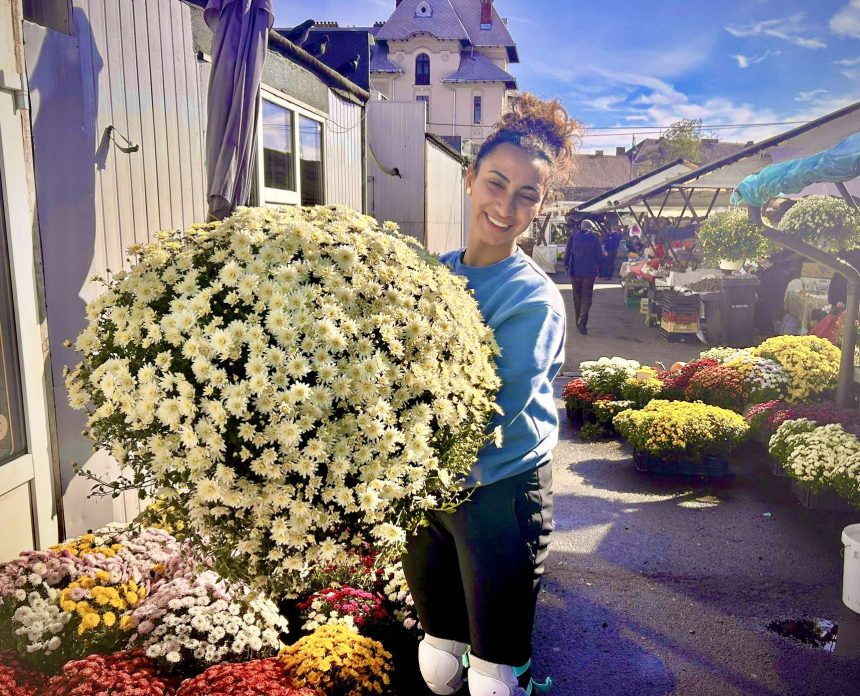 Florile toamnei au cucerit Sibiul vanzarile din piete si florarii