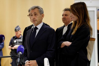 Fostul presedinte al Frantei Sarkozy a fost incarcerat