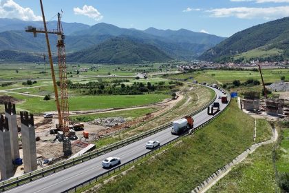 Guvernul contracteaza un imprumut de 500 milioane euro