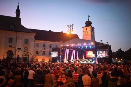 Institutile culturale scapa de austeritate financiara