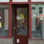 Mesaje pe casa lui Iohannis Borfasilor dati banii inapoi