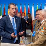 Ministrii Apararii din Romania si Franta se Intalnesc la Sibiu