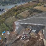 Muntele se dinamiteaza pe autostrada Sibiu Pitesti