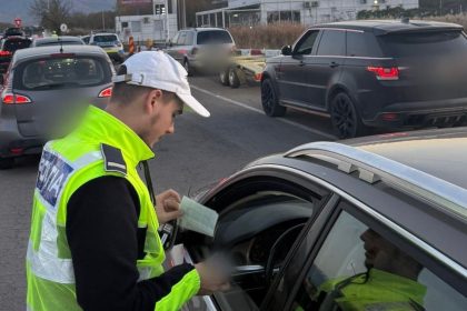 Politia Rutiera a confiscat permise si a dat amenzi