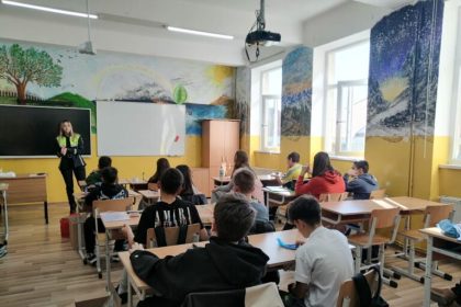 Politistii sibieni lectii de siguranta pentru copii