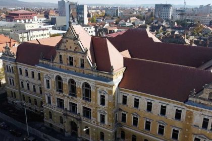 Renovare blocata chirie uriaza Tribunalul Sibiu exemplu de risipa bugetara