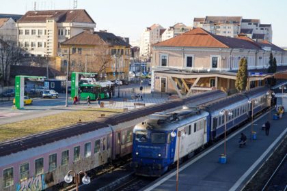 Trecem la ora de iarna Trenurile CFR circula dupa noul orar
