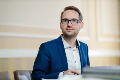 USR doreste referendum national dupa decizia CCR pensii speciale