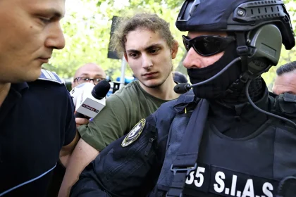 Vlad Pascu soferul drogat care a ucis doi tineri cauta sa scape de inchisoare