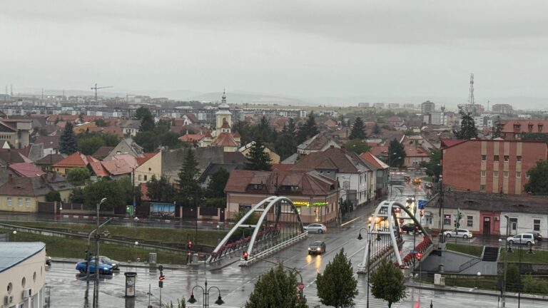 Vremea in urmatoarele doua saptamani puciin soare ploi si frig