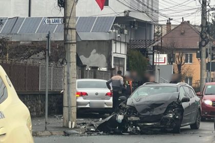 Accident pe Ion Neculce in Sibiu doua masini avariate