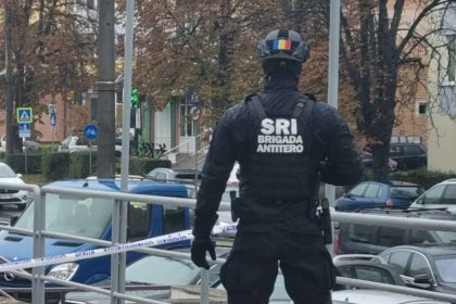 Alerta la o intersectie din Sibiu colet suspect trafic partial blocat