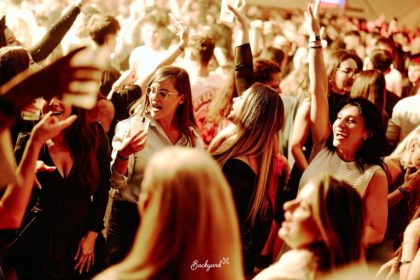 Angel Shot castiga popularitate si la Sibiu cluburi festivaluri si organizatori de evenimente considera adoptarea ideii