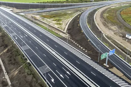 Anunt al Guvernului Romania conectata la Ucraina si Moldova