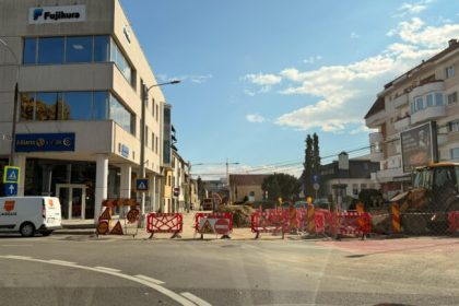 Apa oprita pe strazi din Sibiu vineri jumatate de zi