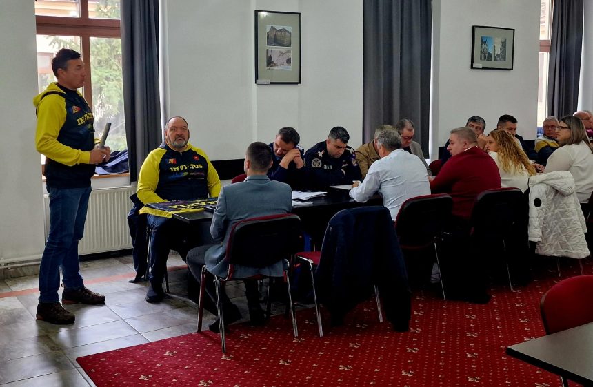 Calatorie impresionanta doi ofiteri din Sibiu aprind lumanari in cimitirele eroilor romani