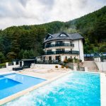 Carpentiere Arena ofera relaxare in 2 piscine incalzite